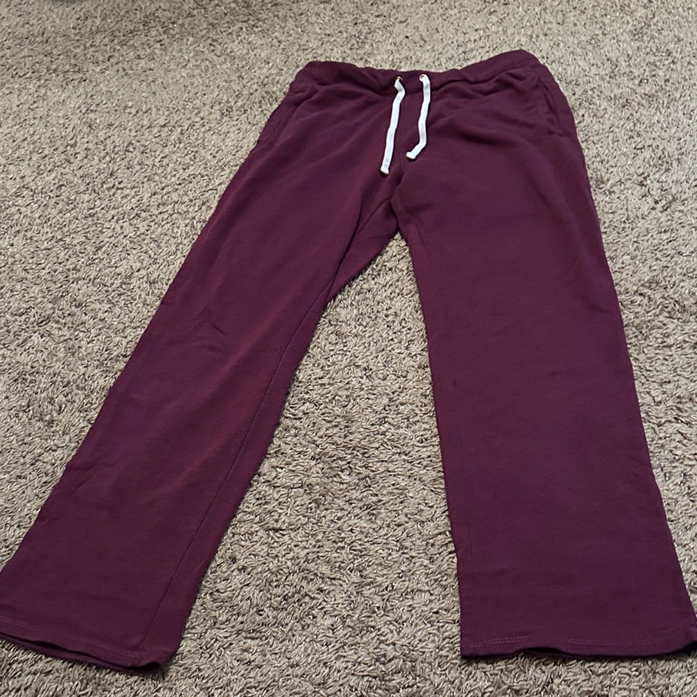 Women’s lounge pants